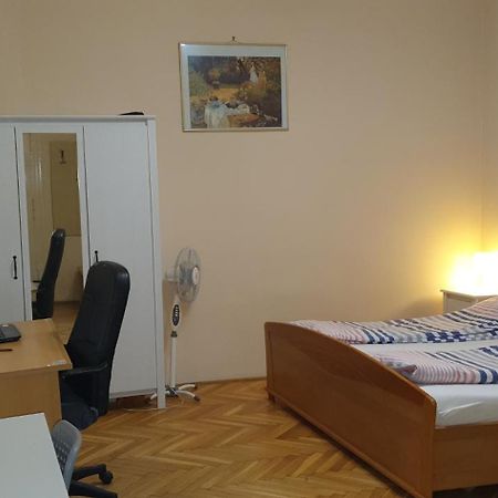 Garibaldi Apartman Apartment Budapest Luaran gambar